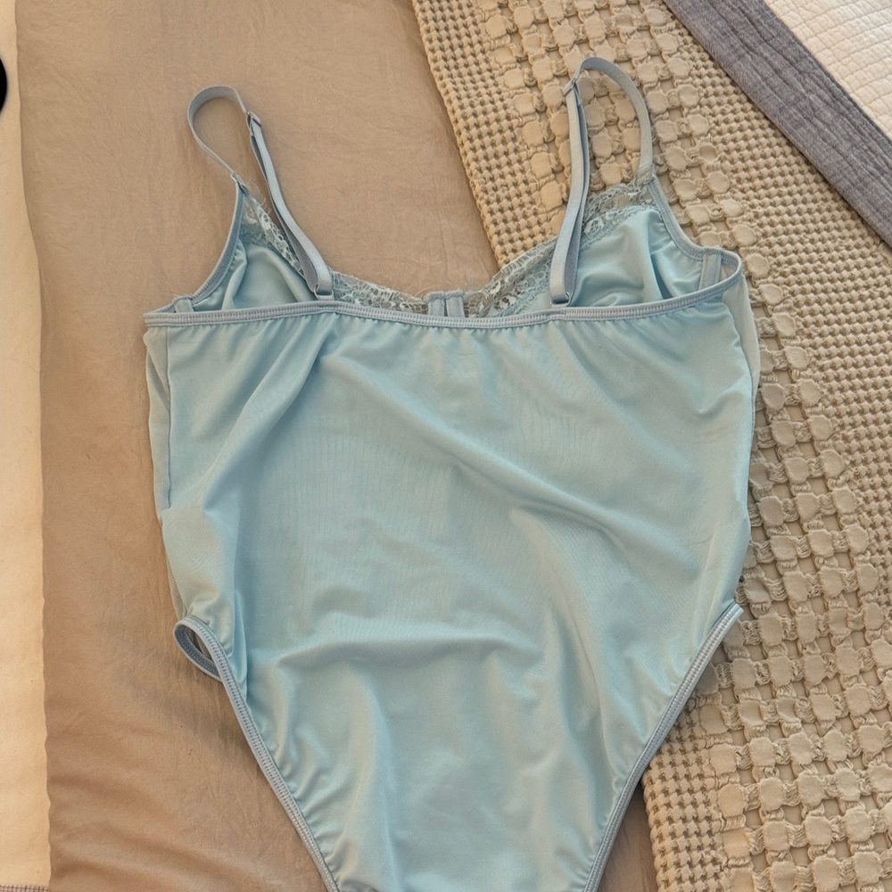 Light Blue Lace Bodysuit - Picture 5 of 5